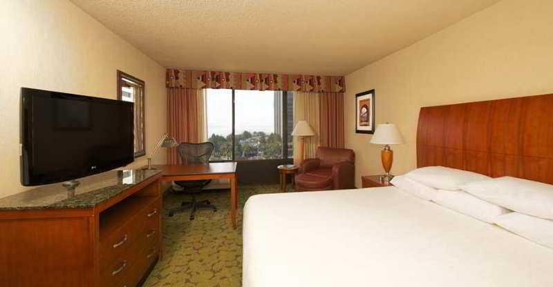 Hilton Garden Inn San Francisco/Oakland Bay Bridge Emeryville Buitenkant foto
