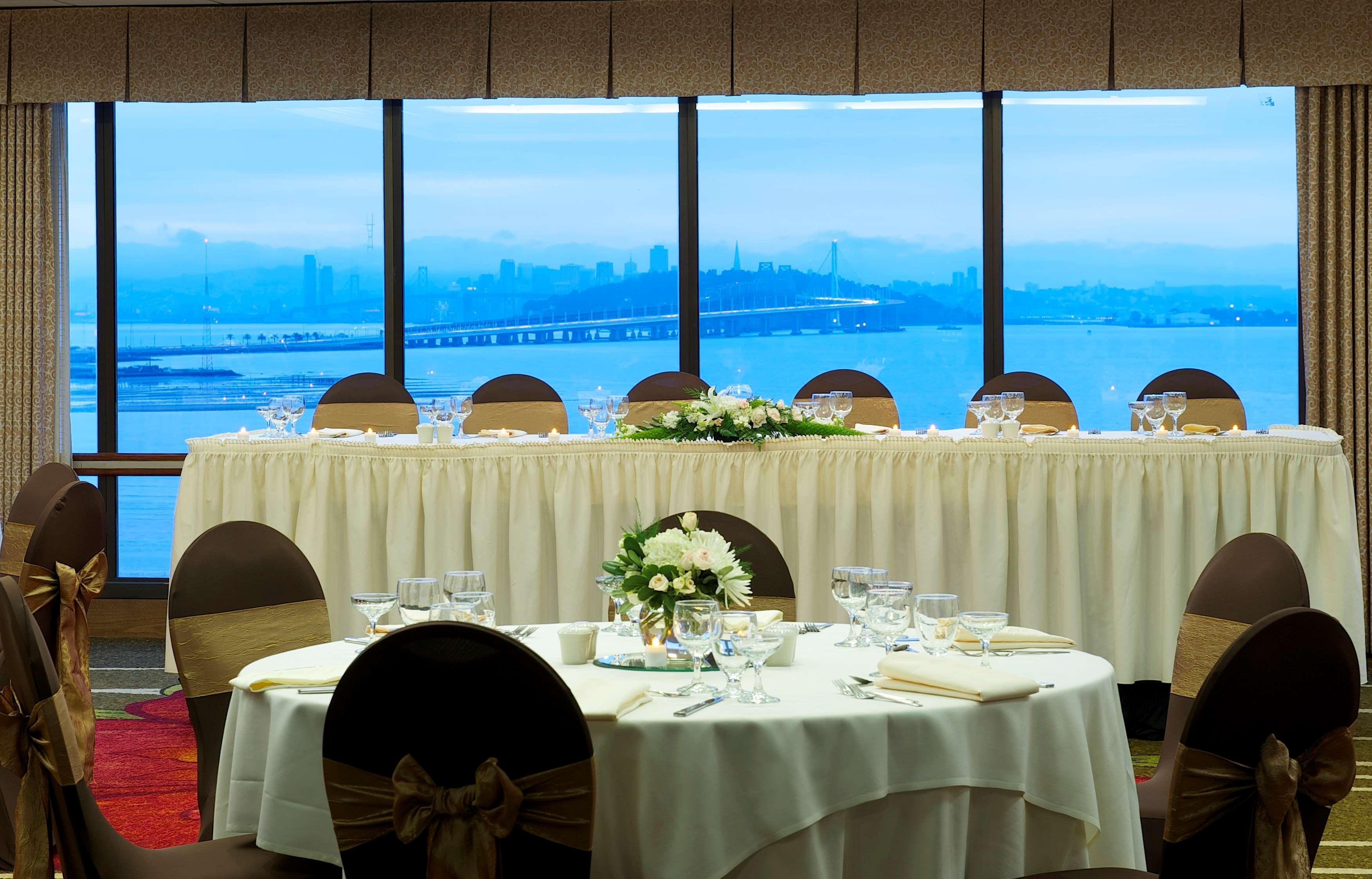 Hilton Garden Inn San Francisco/Oakland Bay Bridge Emeryville Buitenkant foto